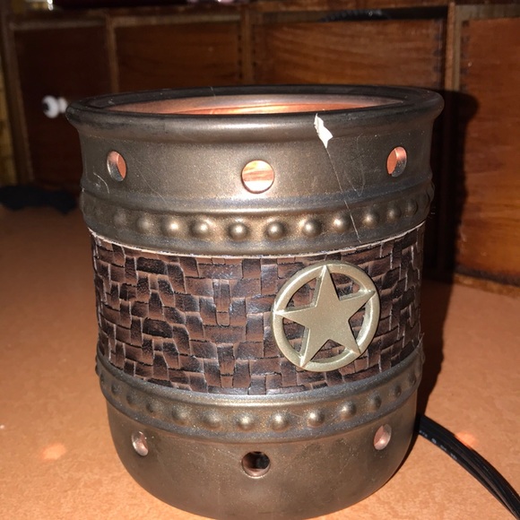 Gorgeous Lamp!! - Picture 2 of 13